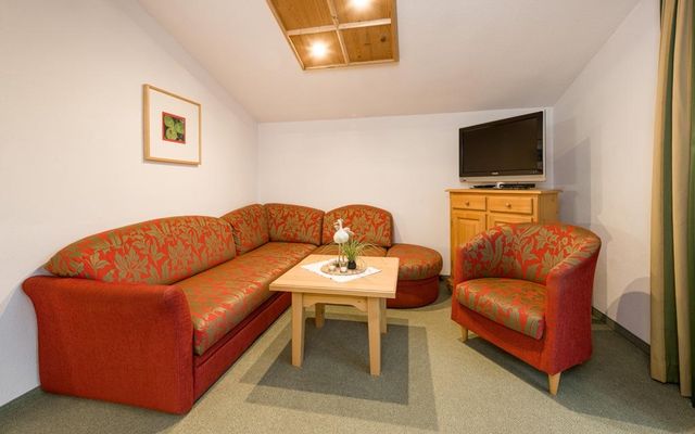 Wohlfühlwohnung Bergpanorama image 5 - Landhaus Alpensonne | Tannheimertal | Austria