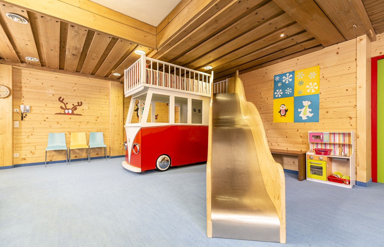 Hotel Hintertuxerhof Zillertal Tirol 2020 LO (193).jpg