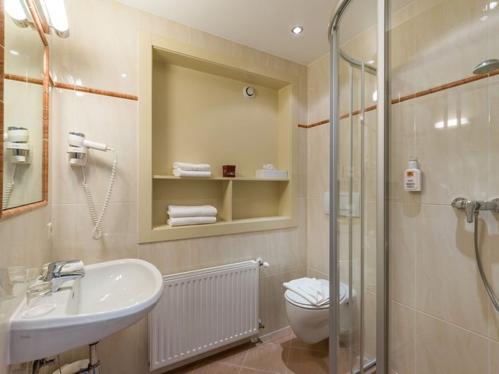 Juniorsuite Kraftplatz image 4 - Der Logenplatz im Zillertal  Hotel Waldfriede | Zillertal | Tirol | Austria