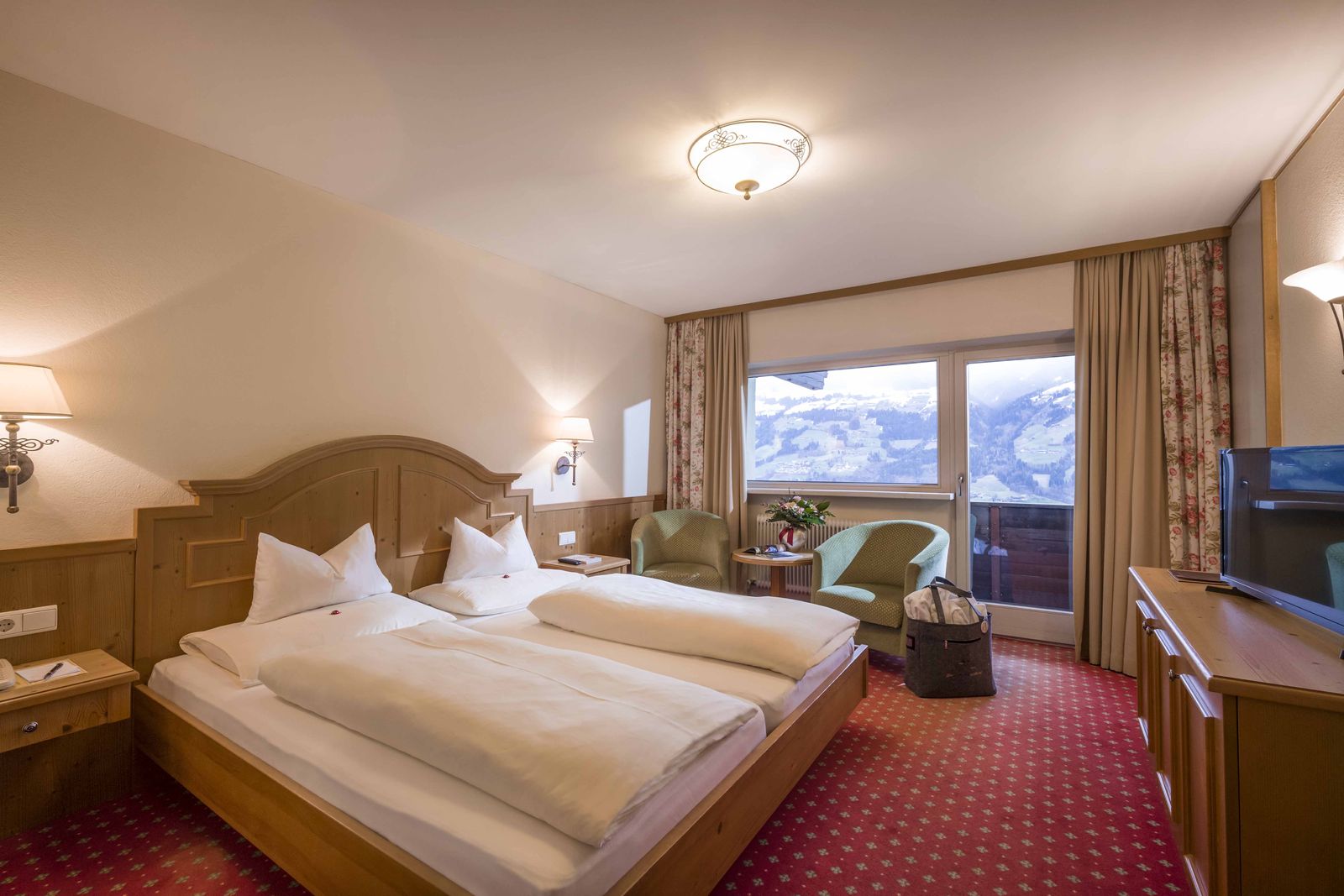 Doppelzimmer Heimatgfühl image 4 - Der Logenplatz im Zillertal  Hotel Waldfriede | Zillertal | Tirol | Austria