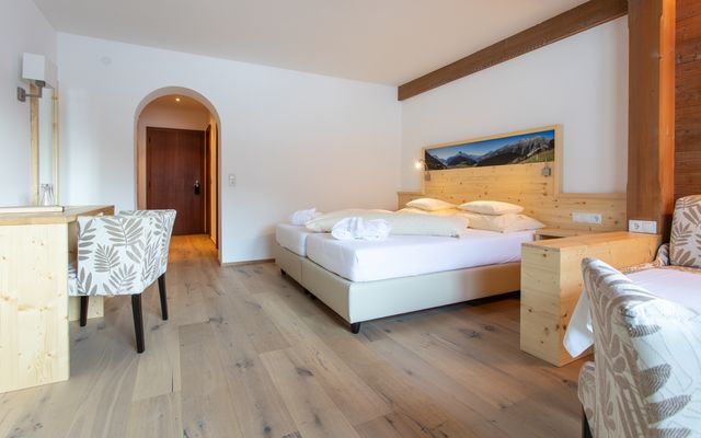 Deluxe szoba image 2 - by VAYA Hotel Astoria | Nauders | Tirol | Austria
