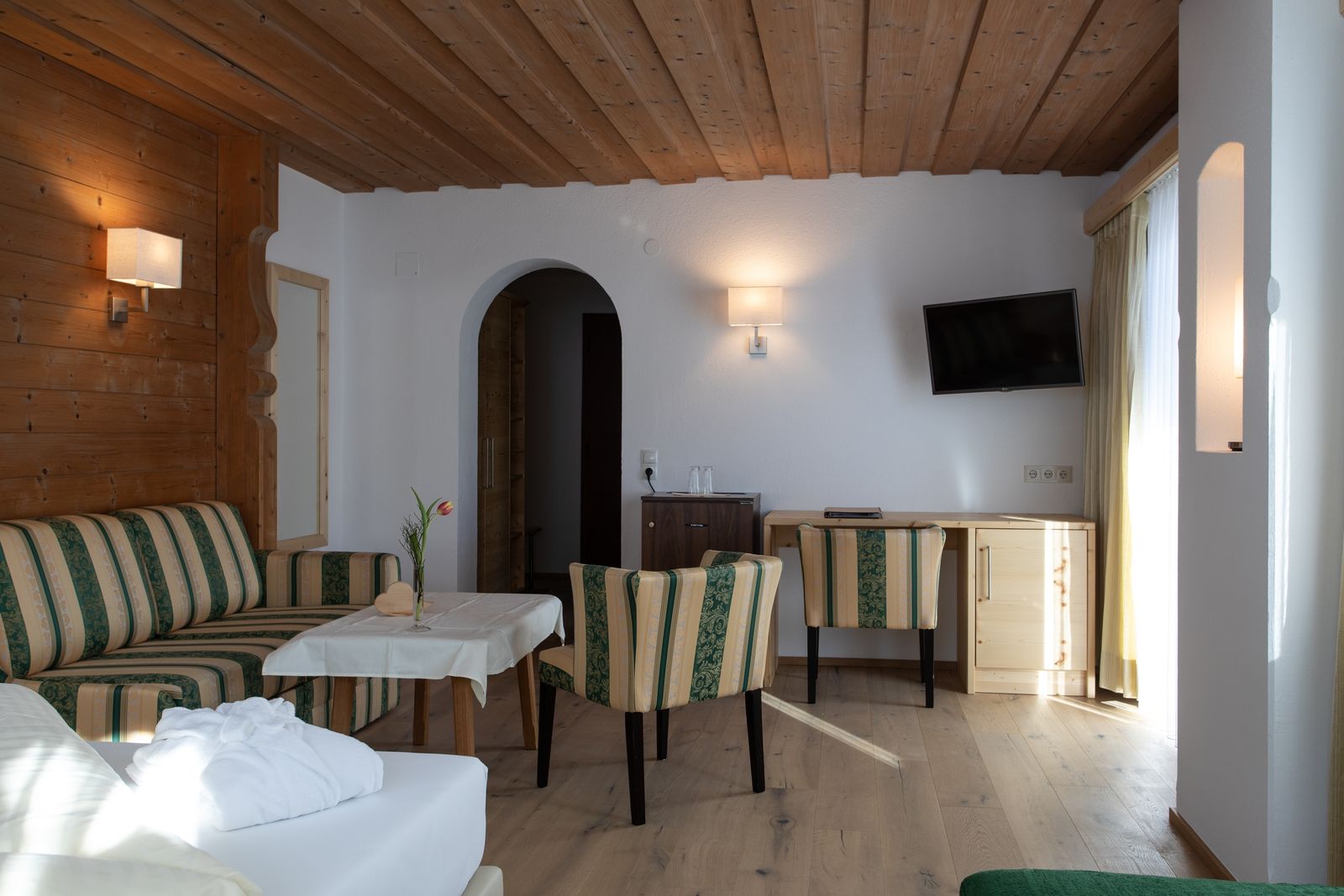 Grand Deluxe Zimmer image 4 - by VAYA Hotel Astoria | Nauders | Tirol | Austria