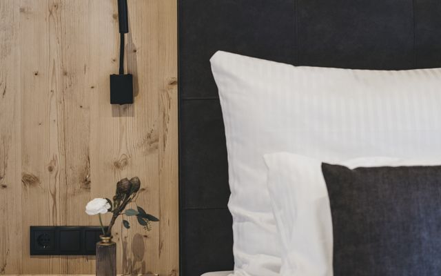 Standard Doppelzimmer image 6 - VAYA Resort Hotel | VAYA Pfunds | Tirol | Austria