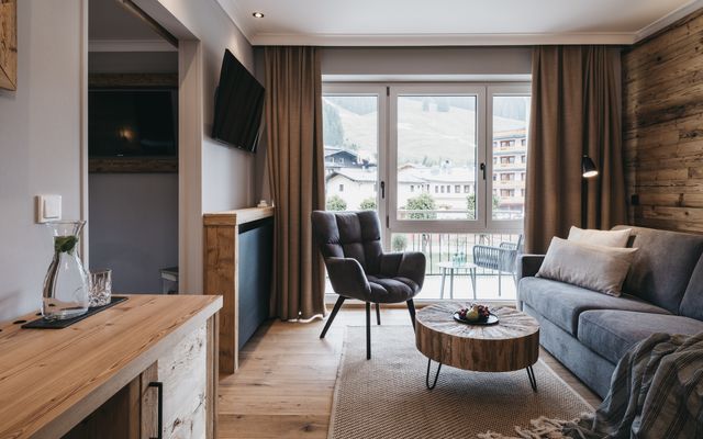Suite with 1 bedroom image 5 - VAYA Resort Hotel | VAYA Post Saalbach | Salzburg | Austria