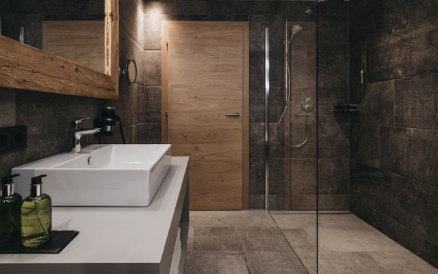 Junior Suite Deluxe image 7 - VAYA Resort Hotel | VAYA Post Saalbach | Salzburg | Austria