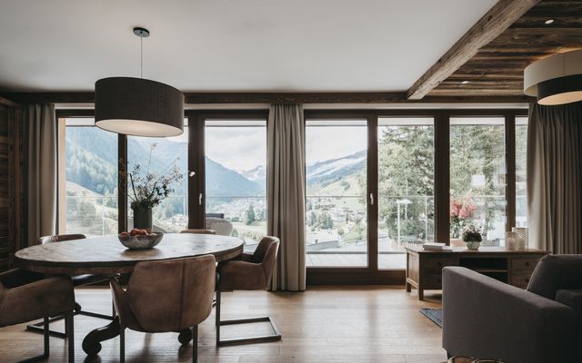 4 Room Apartment Superior Panorama image 2 - VAYA Apartements  VAYA St. Anton am Arlberg | Tirol | Austria