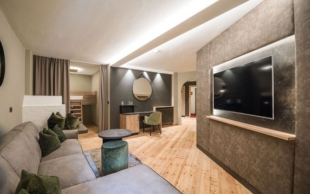 Unterkunft Zimmer/Appartement/Chalet: Deluxe Family Suite