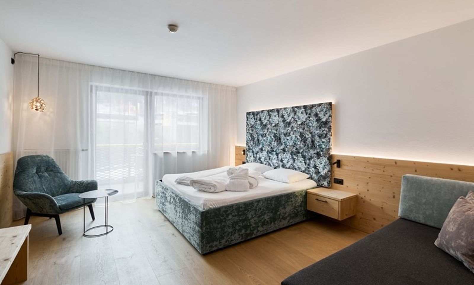 Deluxe Doppelzimmer image 2 - Wellness Sporthotel | Ratschings | Südtirol
