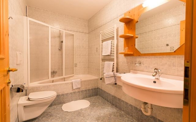 Doppelzimmer image 6 - Pension Rosenheim | Ratschings | Südtirol | Italy 