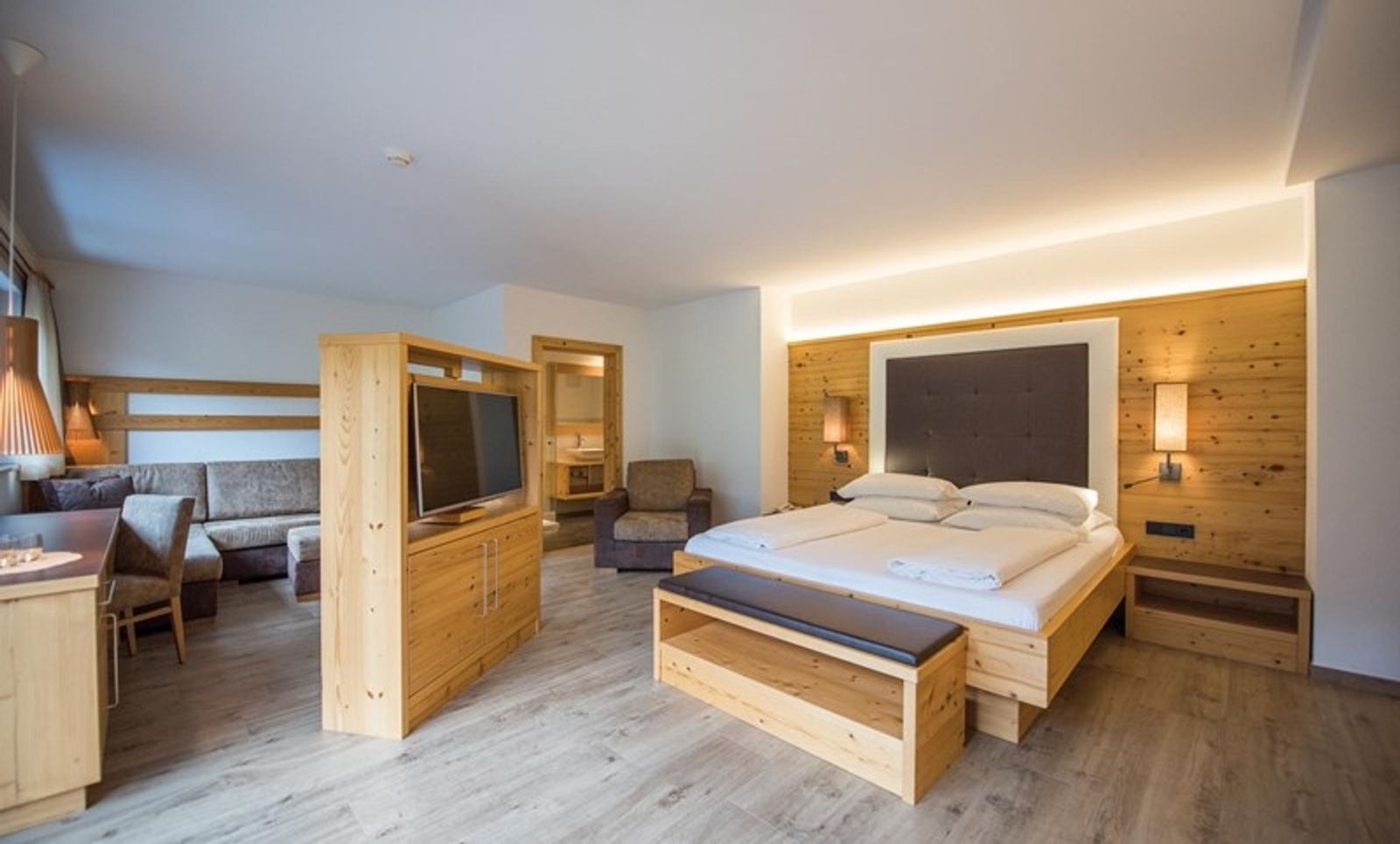 Panorama Suite image 3 - Berghotel Ratschings