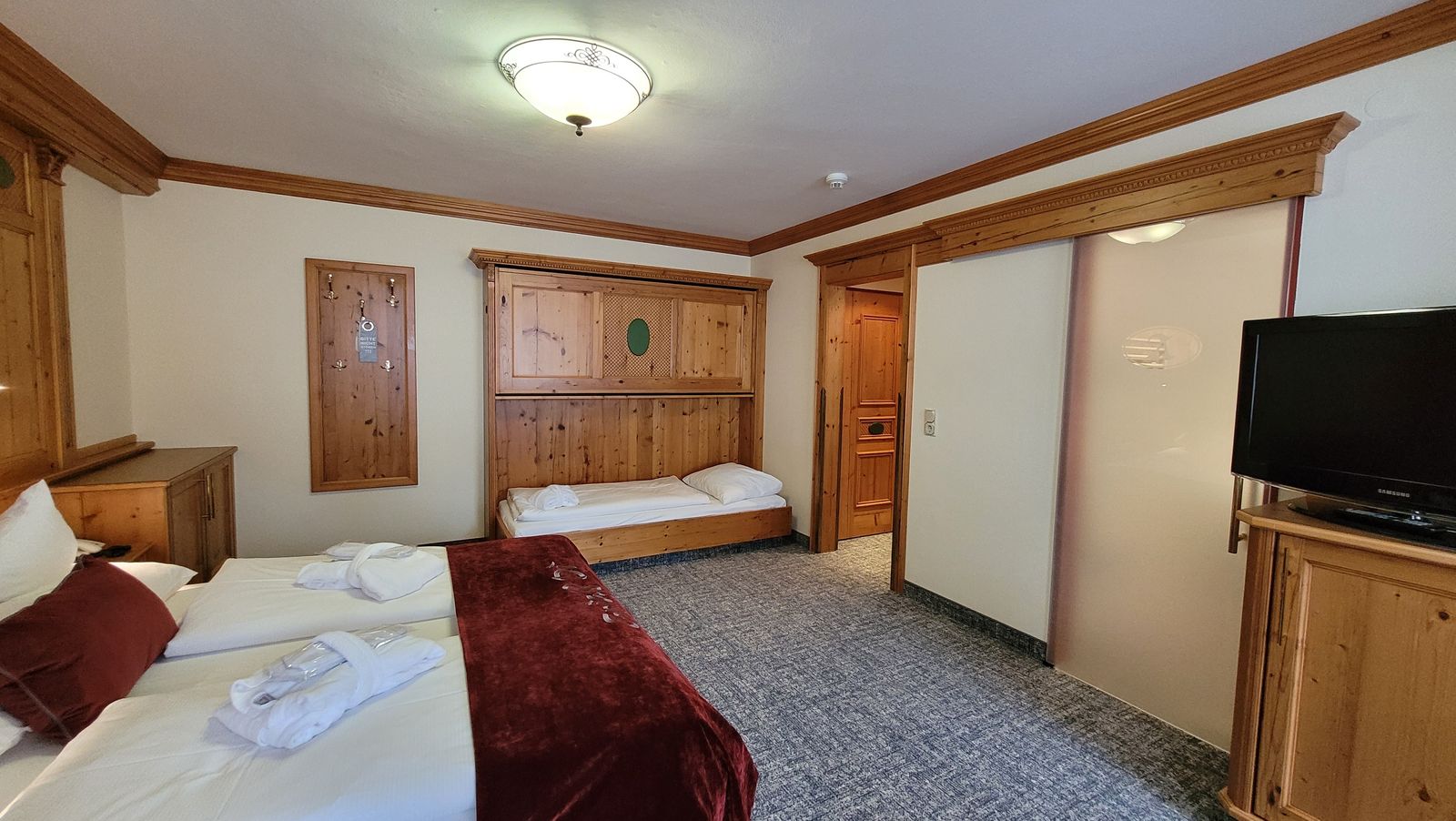 Komfortzimmer de luxe Kat.4 image 2 - 4 Sterne Wellnesshotel in Zauchensee Hotel Alpenrose Zauchensee