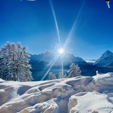 Winter-Panorama, Chalet Flöna, Scuol, Graubünden, Schweiz