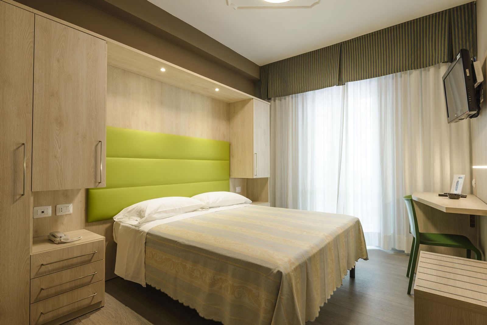 Dreibettzimmer image 1 -  Hotel Madison