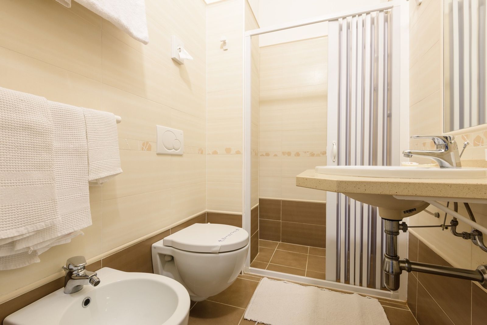 Dreibettzimmer image 4 -  Hotel Madison