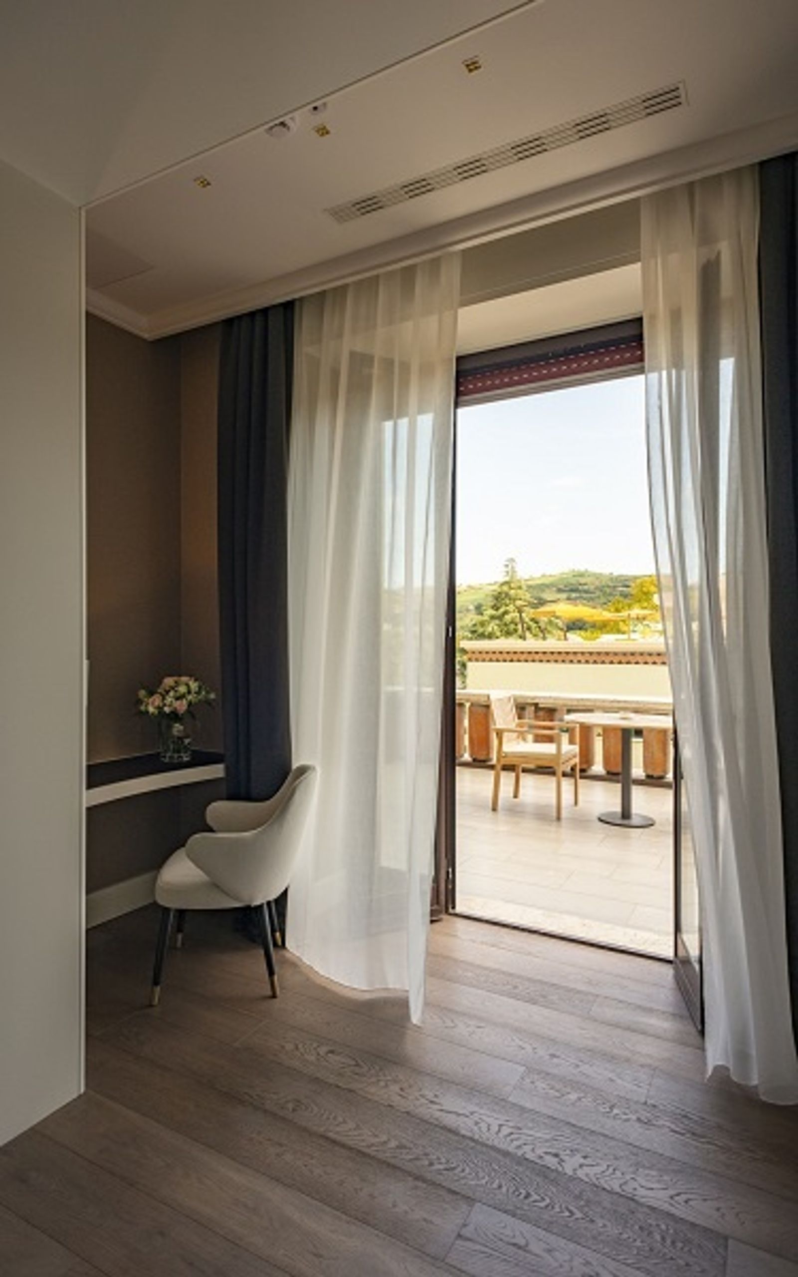 DOPPEL-/DOPPEL-DELZIMMER DELUXE MIT TERRASSE image 4 - Wellnesshotel Grand Hotel Castrocaro Longlife Formula | Castrocaro Terme | Italien
