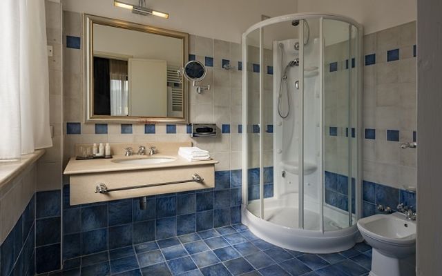 DOUBLE/TWIN SUPERIOR ROOM  image 3 - Wellnesshotel Grand Hotel Castrocaro Longlife Formula | Castrocaro Terme | Italien