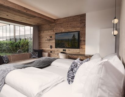 Wellness & Naturhotel Tonihof: garten ALMSINFONIE