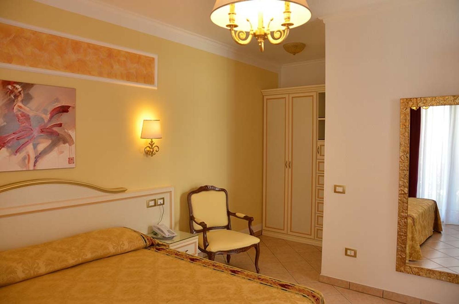 Elite Junior Suite image 4 - Hotel Ristorante Borgo La Tana | Maratea | Basilicata | Italy