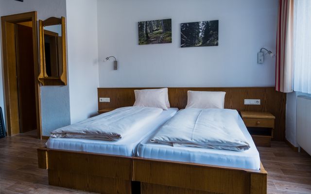 Doppelzimmer Deluxe image 2 - "Quality Hosts Arlberg" Hotel Gasthof Freisleben