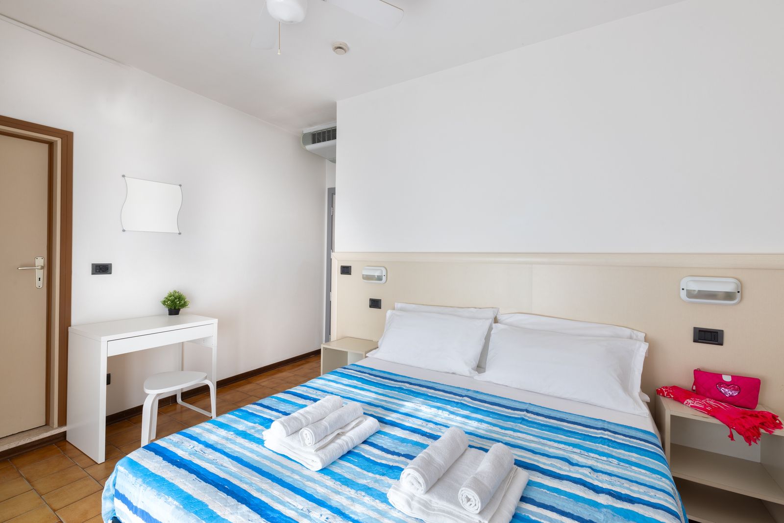 Doppelzimmer image 5 - Hotel Mignon | Riccione | Italy