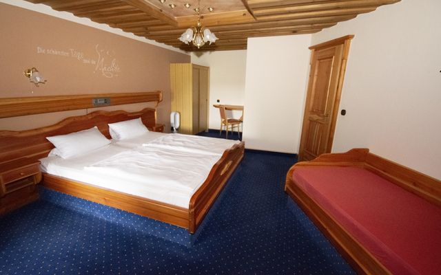 Schaf Gisela image 2 - Familotel Bayerischer Wald Der Böhmerwald