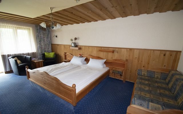 Ziege Franzi image 2 - Familotel Bayerischer Wald Der Böhmerwald