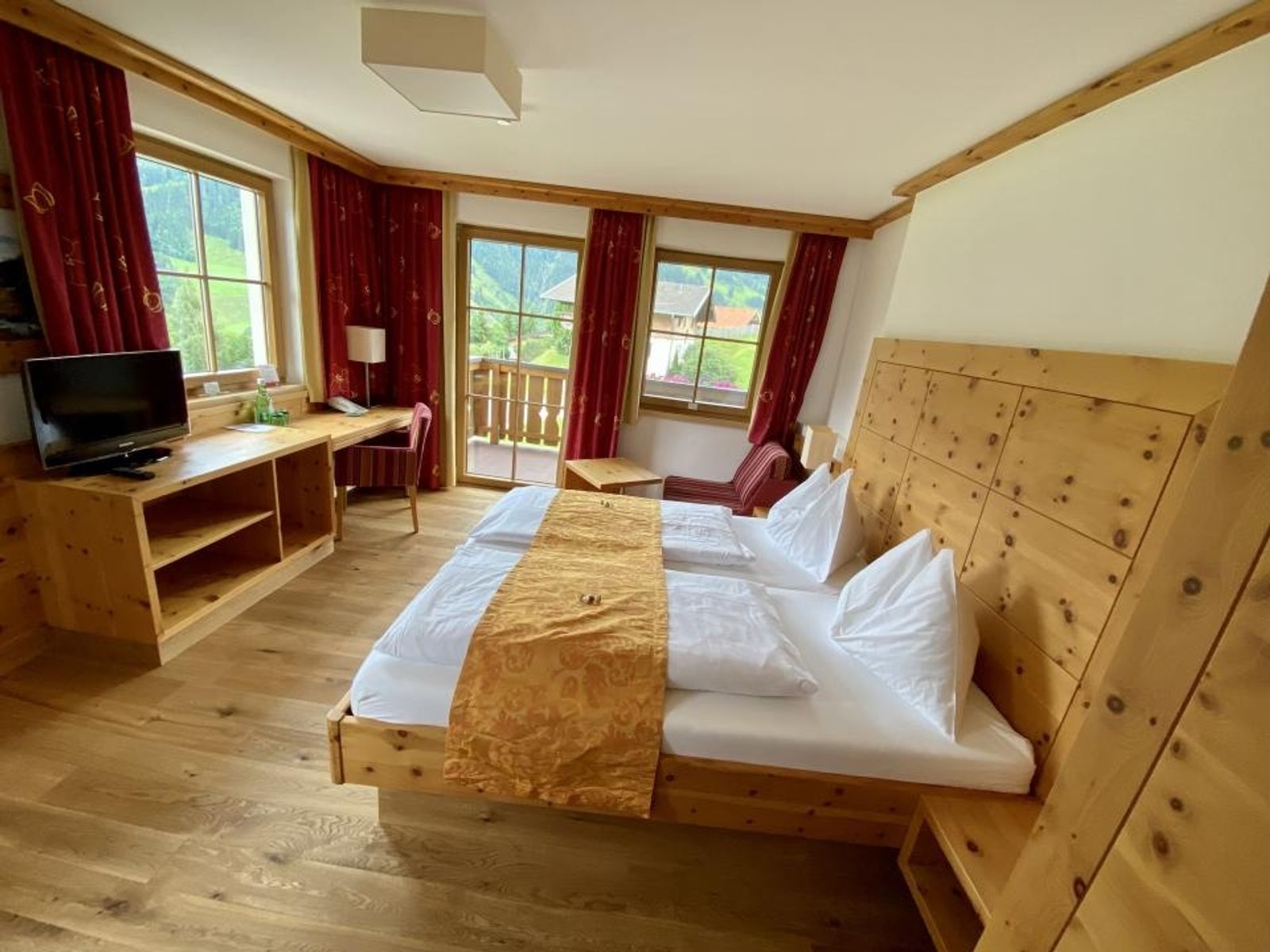 DZ "Alpenklang" Zirbe Trio image 4 - Berghotel Berghotel Alpenklang