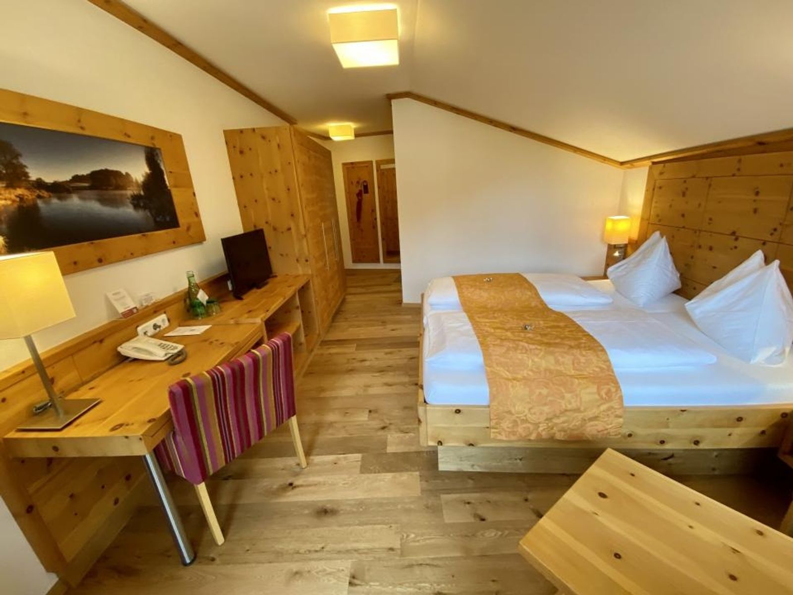 DZ "Alpenklang" Zirbe Trio image 1 - Berghotel Berghotel Alpenklang