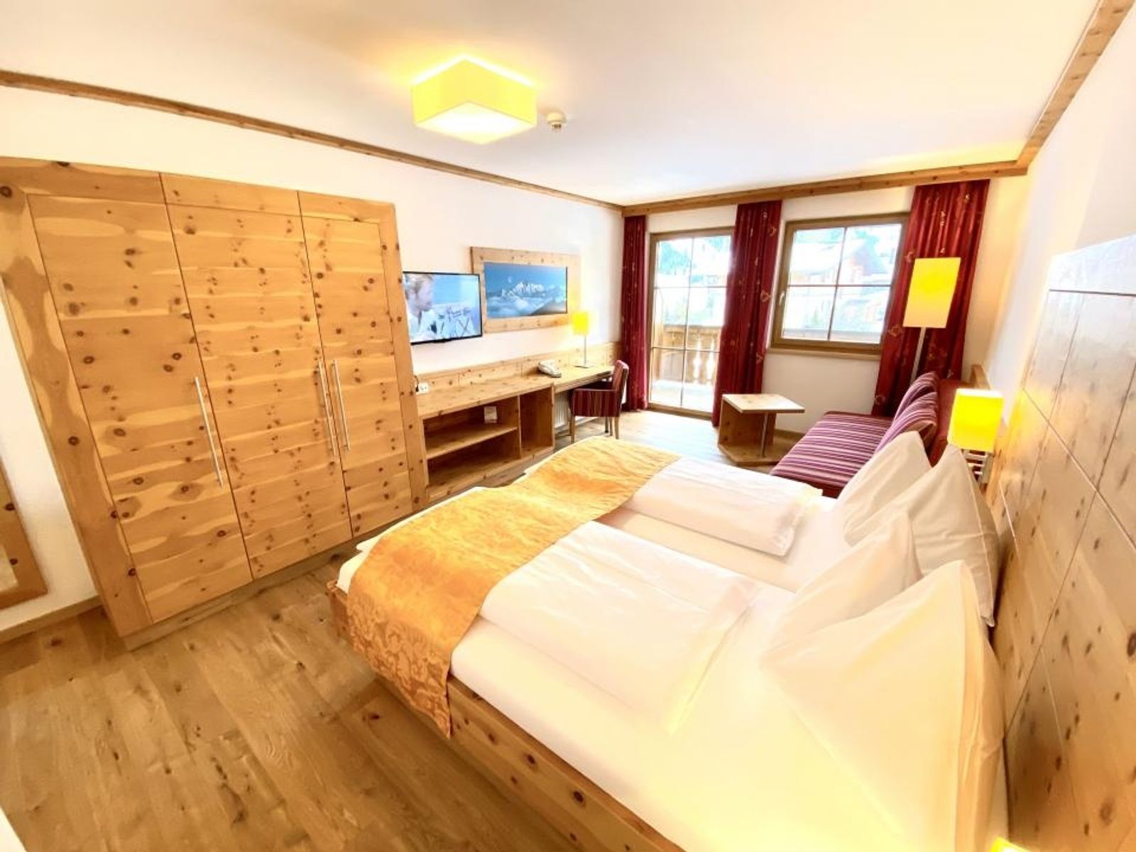 DZ "Alpenklang" Zirbe family image 1 - Berghotel Berghotel Alpenklang