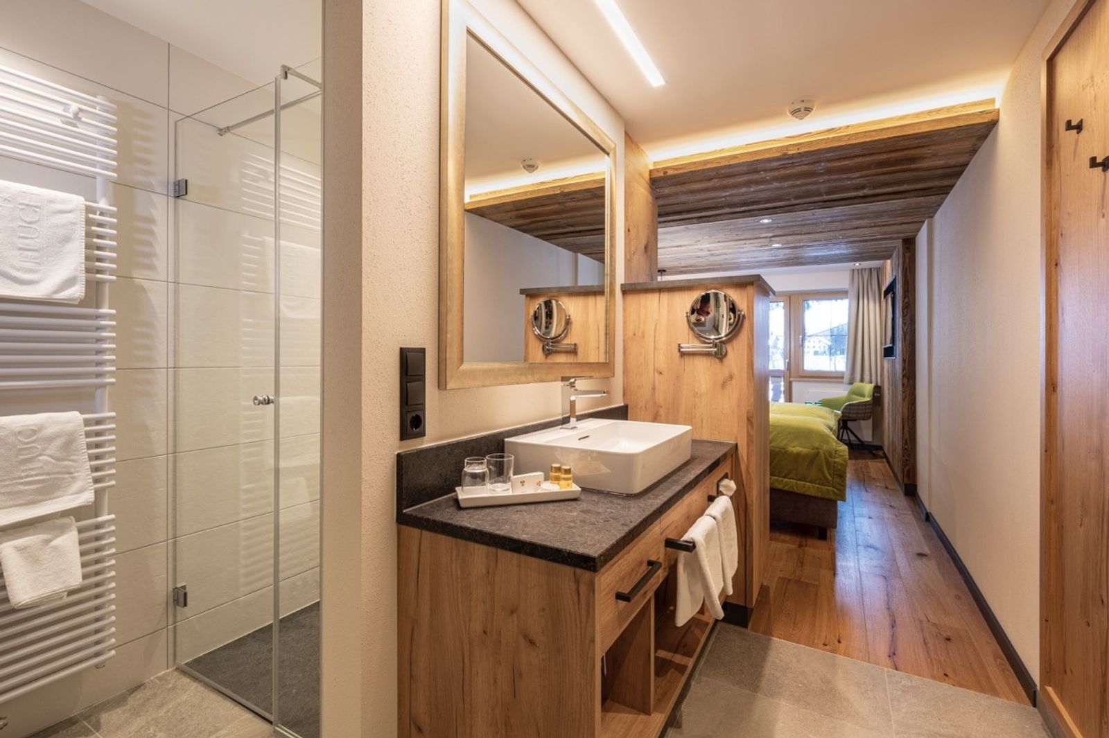 Doppelzimmer "Alpin" image 4 - Alpenresort Hotel Fluchthorn