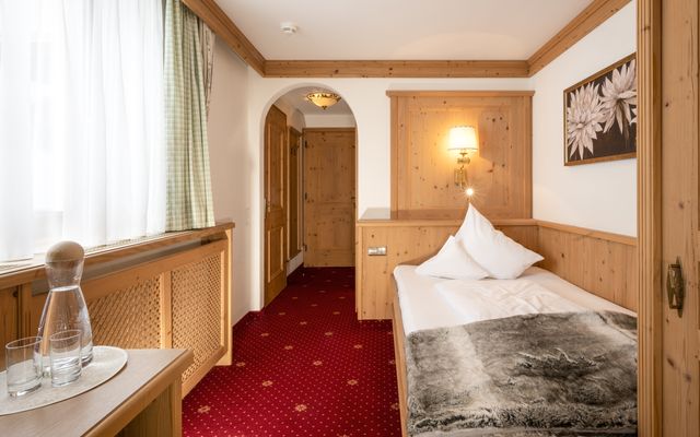 Unterkunft Zimmer/Appartement/Chalet: Einzelzimmer "Almhof"