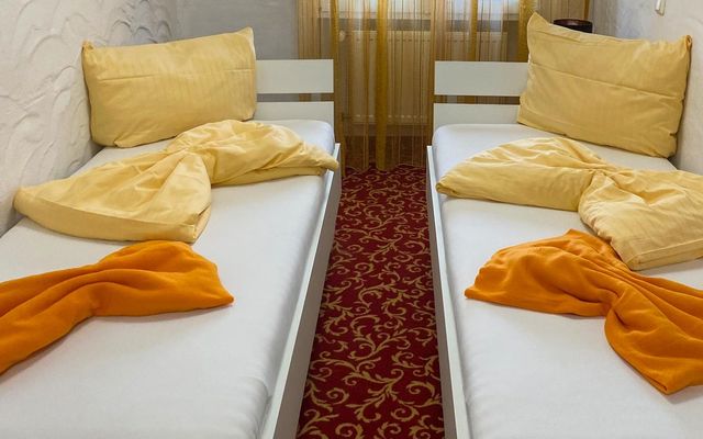 2-Bett-Zimmer image 3 - Hotel zum goldenen Anker