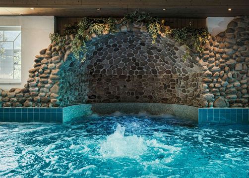 Biohotel Rastbichlhof: Entspannen in der Grotte - Biohotel Rastbichlhof , Neustift im Stubaital, Tirol, Österreich