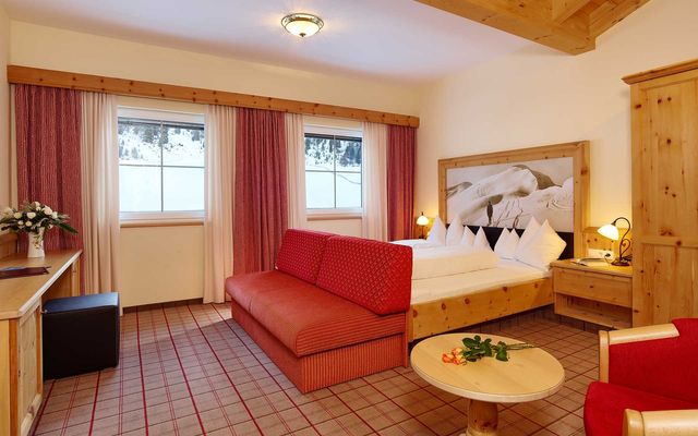 Double room pine with balcony image 3 - Hotel & Appartement Venter Bergwelt