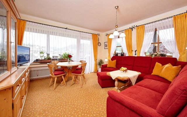 ***** Ferienwohnung Zugspitze Variante A image 3 - Gästehaus Ferienhaus Marianne 