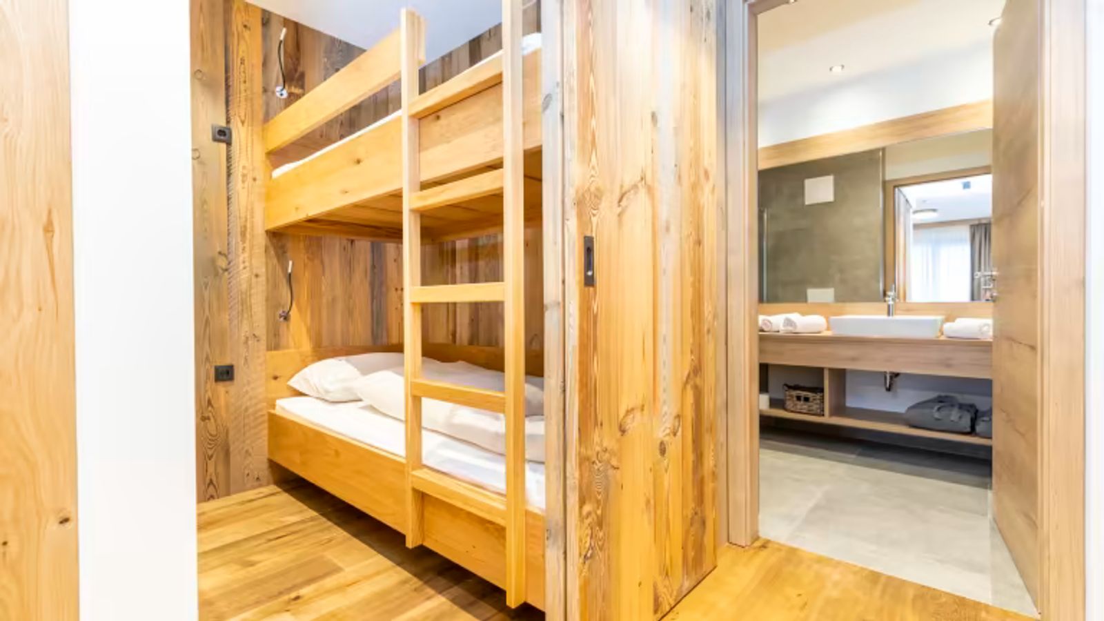 Apartment A Deluxe Terrace image 1 - Ferienanlage Central GmbH