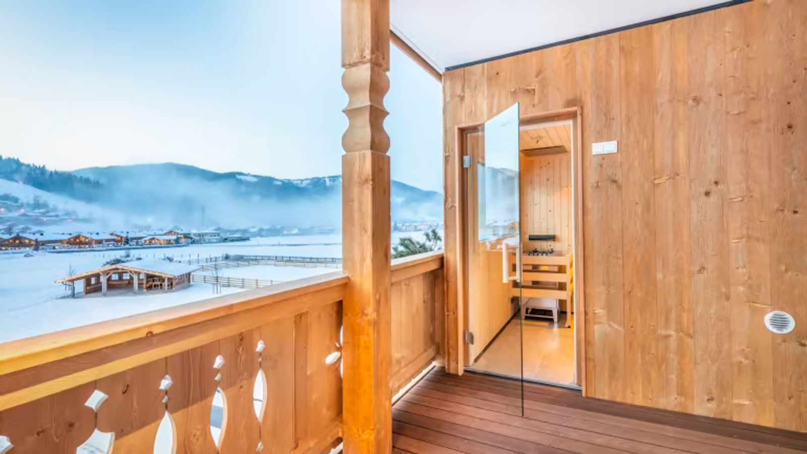 Chalet Deluxe image 6 - Ferienanlage Central GmbH