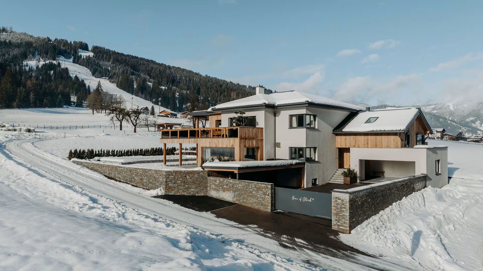 Home of Glück - Ferienanlage Central GmbH