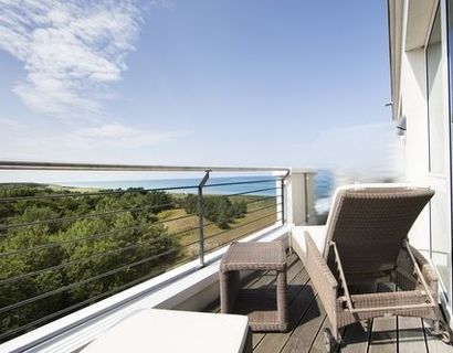Strandhotel Dünenmeer: Double room with view of the dune forest and sea