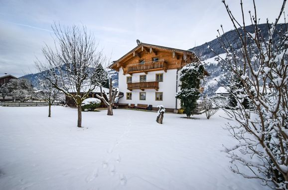 Winter, Appartement Aschau, Aschau, Tirol, Österreich