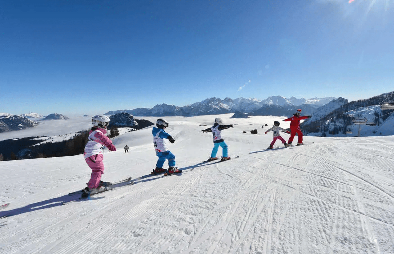 Friedlwirt Saalachtal im Winter - Kinderskikurs