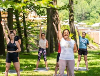 Top Angebot: Natur Yoga Retreat in den Sommerferien - RETTER BIO-NATUR-RESORT