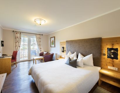 ALMGUT Mountain Wellness Hotel: Arnika feel-good room