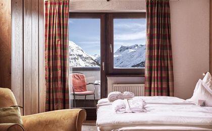 Hotel Goldener Berg - Your Mountain Selfcare Resort in Lech, Vorarlberg, Österreich - Bild #3