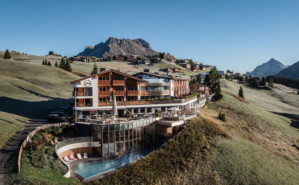 Hotel Goldener Berg - Your Mountain Selfcare Resort in Lech, Vorarlberg, Österreich - Bild #1