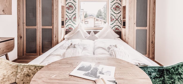 Hotel Goldener Berg - Your Mountain Selfcare Resort: Double room image #1