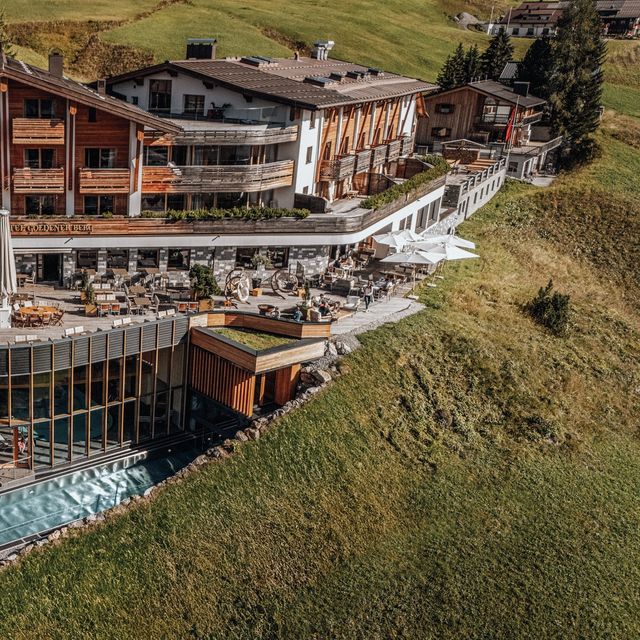 Hotel Goldener Berg - Your Mountain Selfcare Resort in Lech, Vorarlberg, Österreich