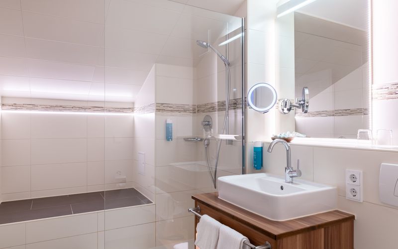Doppelzimmer deluxe image 4 - Königshof Hotel Resort Oberstaufen