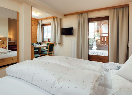 Camera familiare con terrazza (4/5) - Familien- und Naturhotel Darrehof