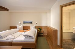Vischio naturale di tipo piatto/cardo d'argento (5/8) - Familien- und Naturhotel Darrehof